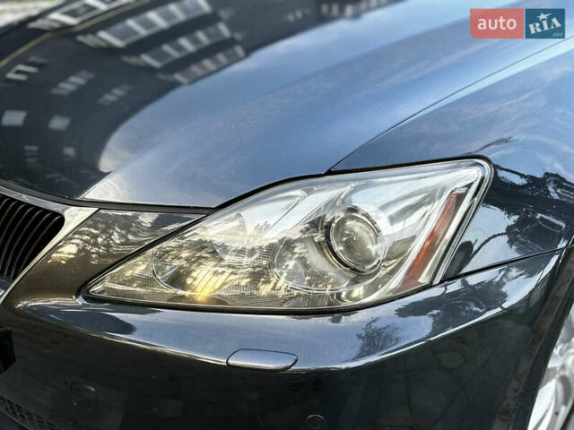 Серый Лексус ИС, объемом двигателя 2.23 л и пробегом 228 тыс. км за 8599 $, фото 10 на Automoto.ua