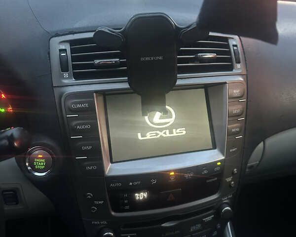 Сірий Лексус ІС, об'ємом двигуна 3 л та пробігом 226 тис. км за 8100 $, фото 8 на Automoto.ua