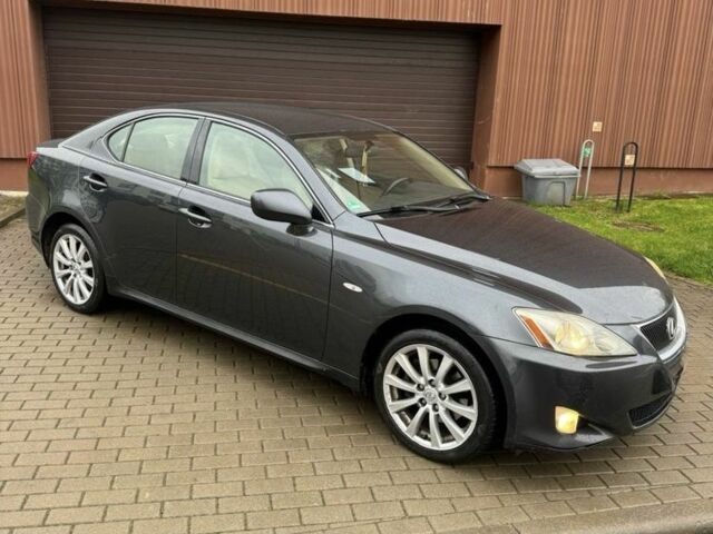 Сірий Лексус ІС, об'ємом двигуна 2.2 л та пробігом 250 тис. км за 3700 $, фото 16 на Automoto.ua