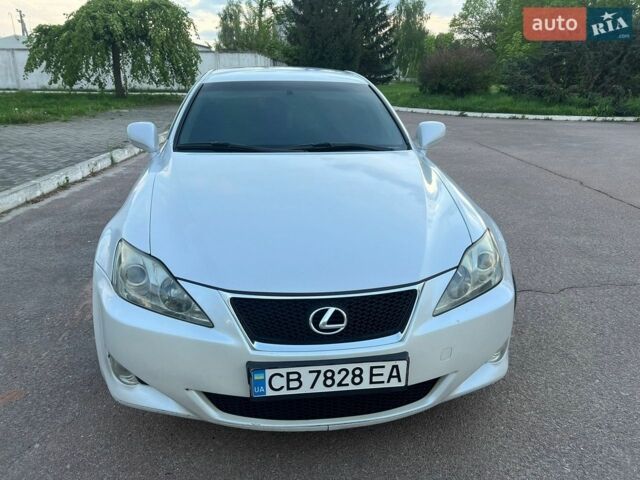 Сірий Лексус ІС, об'ємом двигуна 2.5 л та пробігом 260 тис. км за 8000 $, фото 19 на Automoto.ua