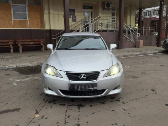 Серый Лексус ИС, объемом двигателя 2.2 л и пробегом 350 тыс. км за 4900 $, фото 1 на Automoto.ua