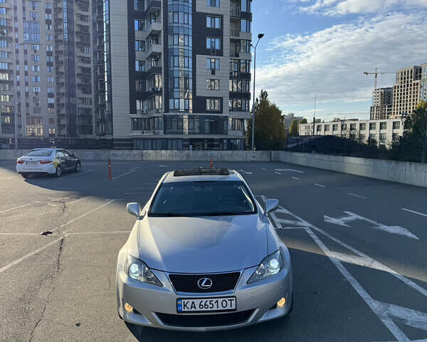 Лексус ИС 2007 в Киеве на Automoto.ua Серый Лексус ИС, объемом двигателя 2.5 л и пробегом 285 тыс. км за 9500 $, фото 11 на Automoto.ua