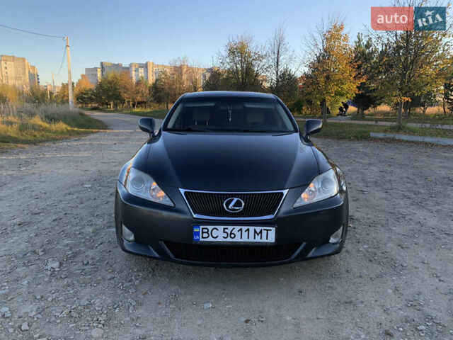 Сірий Лексус ІС, об'ємом двигуна 2.23 л та пробігом 320 тис. км за 7500 $, фото 71 на Automoto.ua