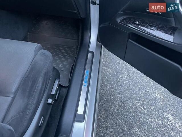 Серый Лексус ИС, объемом двигателя 2.23 л и пробегом 250 тыс. км за 7300 $, фото 10 на Automoto.ua