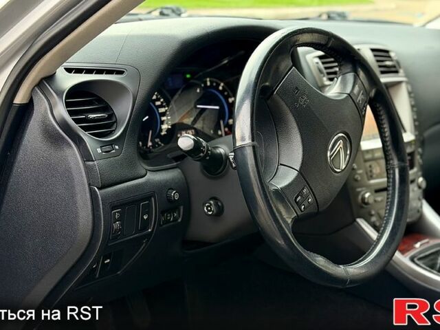 Серый Лексус ИС, объемом двигателя 2.2 л и пробегом 255 тыс. км за 7100 $, фото 8 на Automoto.ua