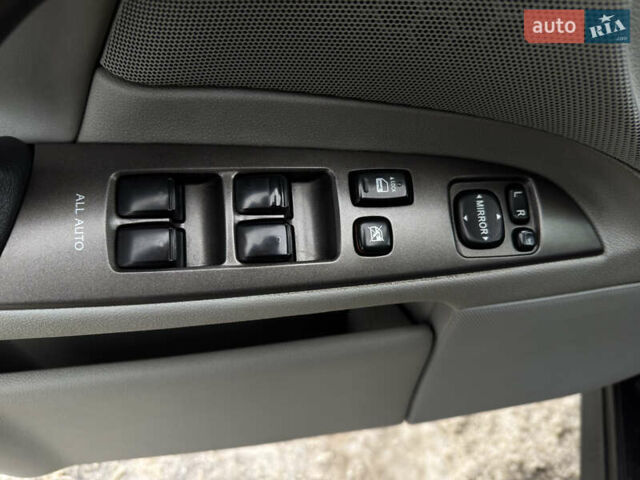 Серый Лексус ИС, объемом двигателя 2.23 л и пробегом 276 тыс. км за 7800 $, фото 21 на Automoto.ua