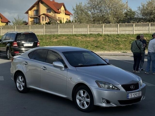 Серый Лексус ИС, объемом двигателя 2.2 л и пробегом 307 тыс. км за 7825 $, фото 2 на Automoto.ua