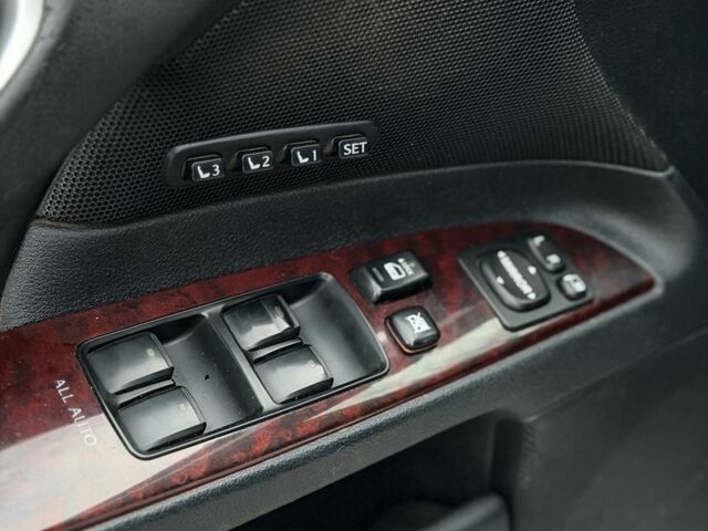 Сірий Лексус ІС, об'ємом двигуна 2.2 л та пробігом 350 тис. км за 4800 $, фото 11 на Automoto.ua