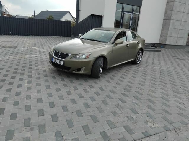 Серый Лексус ИС, объемом двигателя 2.2 л и пробегом 240 тыс. км за 4400 $, фото 7 на Automoto.ua