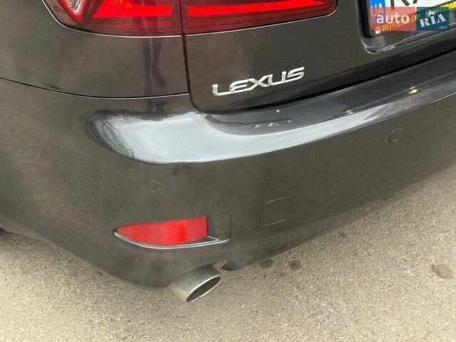 Сірий Лексус ІС, об'ємом двигуна 3 л та пробігом 259 тис. км за 8499 $, фото 24 на Automoto.ua