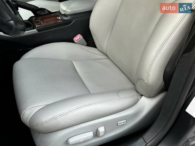 Серый Лексус ИС, объемом двигателя 2.23 л и пробегом 228 тыс. км за 8599 $, фото 16 на Automoto.ua