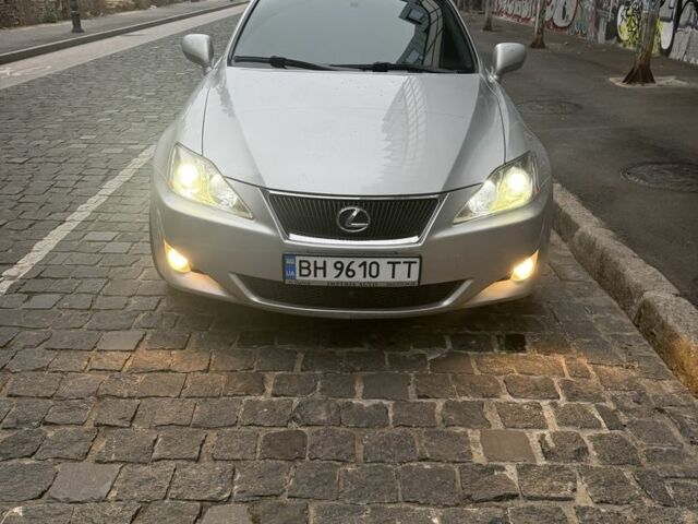 Сірий Лексус ІС, об'ємом двигуна 2.5 л та пробігом 220 тис. км за 9700 $, фото 5 на Automoto.ua