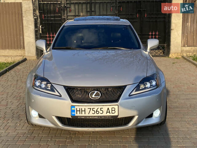Сірий Лексус ІС, об'ємом двигуна 3.5 л та пробігом 309 тис. км за 10700 $, фото 61 на Automoto.ua