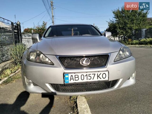 Сірий Лексус ІС, об'ємом двигуна 2.23 л та пробігом 415 тис. км за 8100 $, фото 7 на Automoto.ua