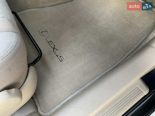 Сірий Лексус ІС, об'ємом двигуна 2.23 л та пробігом 320 тис. км за 7500 $, фото 62 на Automoto.ua