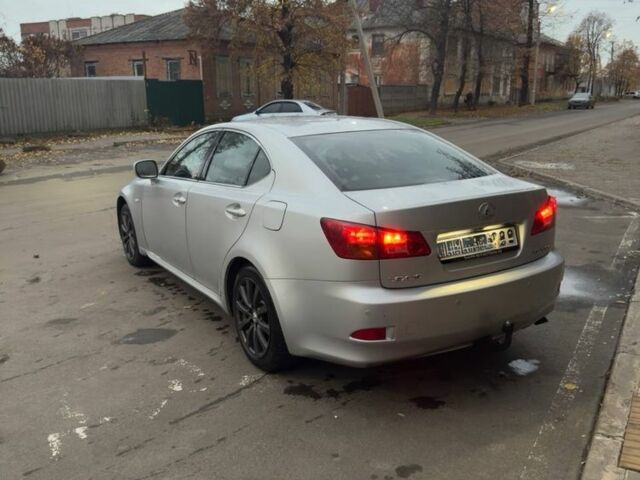 Серый Лексус ИС, объемом двигателя 2.2 л и пробегом 350 тыс. км за 4900 $, фото 4 на Automoto.ua