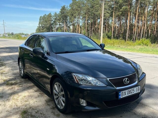Сірий Лексус ІС, об'ємом двигуна 2.23 л та пробігом 158 тис. км за 8400 $, фото 5 на Automoto.ua