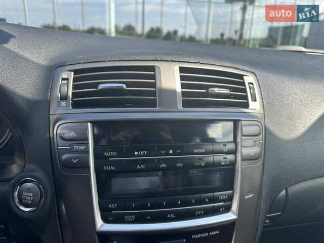 Сірий Лексус ІС, об'ємом двигуна 3 л та пробігом 166 тис. км за 10900 $, фото 10 на Automoto.ua