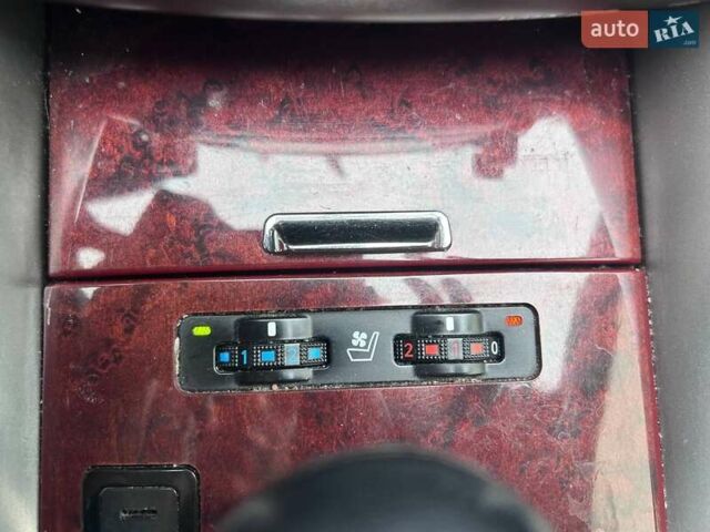 Сірий Лексус ІС, об'ємом двигуна 2.5 л та пробігом 203 тис. км за 9990 $, фото 21 на Automoto.ua