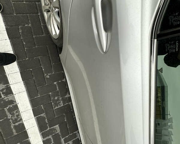 Сірий Лексус ІС, об'ємом двигуна 3 л та пробігом 166 тис. км за 10900 $, фото 2 на Automoto.ua