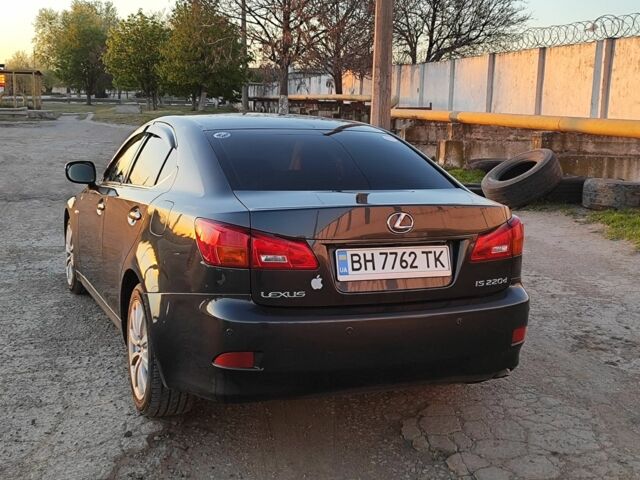 Сірий Лексус ІС, об'ємом двигуна 2.2 л та пробігом 128 тис. км за 8200 $, фото 5 на Automoto.ua