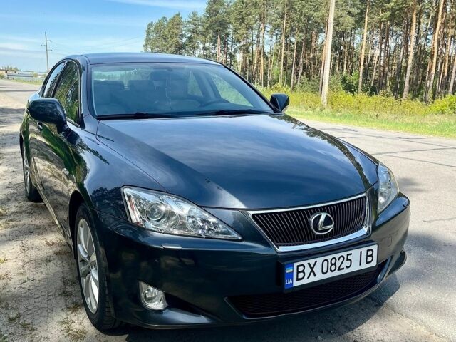 Сірий Лексус ІС, об'ємом двигуна 2.23 л та пробігом 158 тис. км за 8400 $, фото 1 на Automoto.ua