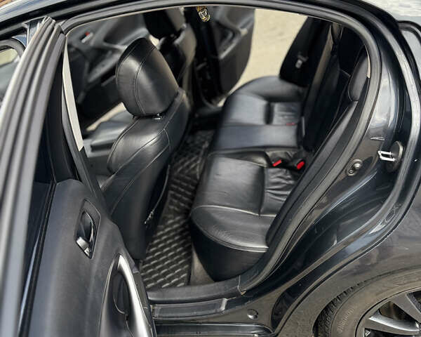 Серый Лексус ИС, объемом двигателя 3 л и пробегом 190 тыс. км за 9400 $, фото 9 на Automoto.ua