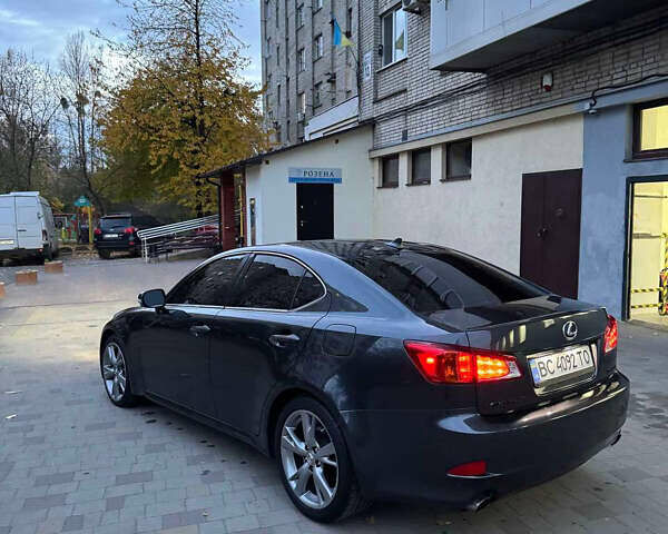 Серый Лексус ИС, объемом двигателя 2.5 л и пробегом 310 тыс. км за 11800 $, фото 6 на Automoto.ua