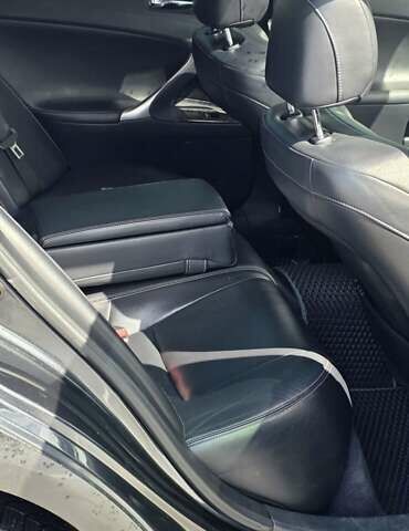 Сірий Лексус ІС, об'ємом двигуна 2.5 л та пробігом 150 тис. км за 13500 $, фото 10 на Automoto.ua