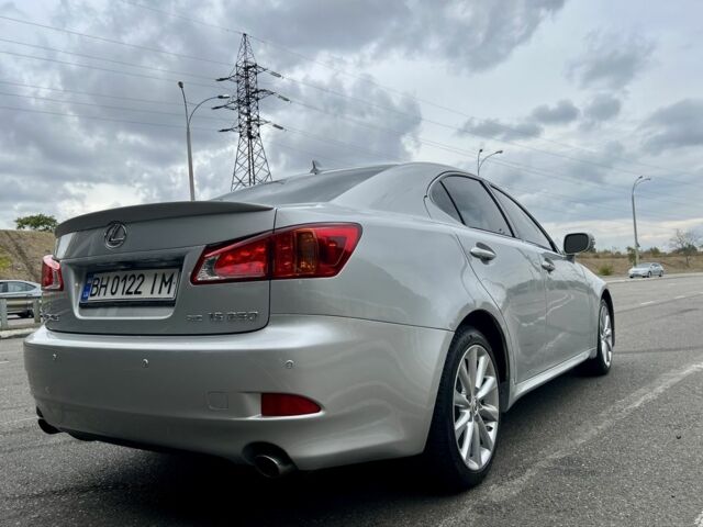 Сірий Лексус ІС, об'ємом двигуна 2.5 л та пробігом 146 тис. км за 10900 $, фото 3 на Automoto.ua