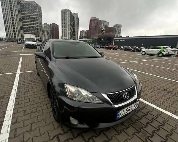 Сірий Лексус ІС, об'ємом двигуна 2.5 л та пробігом 150 тис. км за 11100 $, фото 2 на Automoto.ua