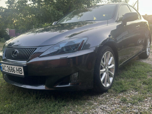 Сірий Лексус ІС, об'ємом двигуна 2.23 л та пробігом 167 тис. км за 10500 $, фото 6 на Automoto.ua