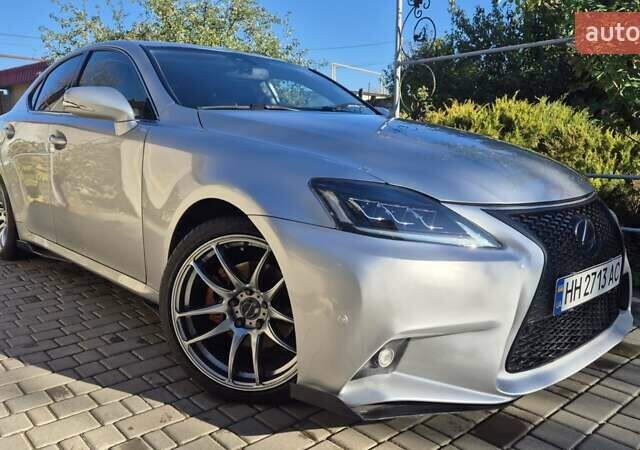 Серый Лексус ИС, объемом двигателя 2.5 л и пробегом 245 тыс. км за 12600 $, фото 5 на Automoto.ua