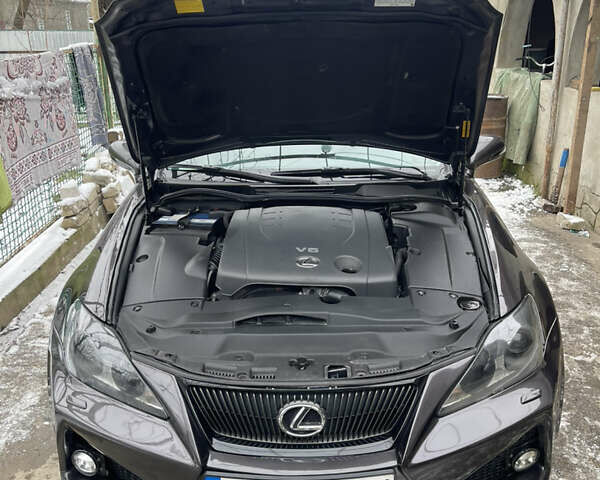 Сірий Лексус ІС, об'ємом двигуна 2.5 л та пробігом 270 тис. км за 11500 $, фото 10 на Automoto.ua