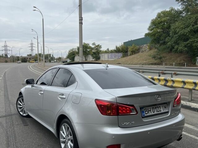 Сірий Лексус ІС, об'ємом двигуна 2.5 л та пробігом 146 тис. км за 10900 $, фото 2 на Automoto.ua