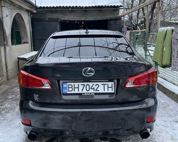 Серый Лексус ИС, объемом двигателя 2.5 л и пробегом 270 тыс. км за 11500 $, фото 8 на Automoto.ua