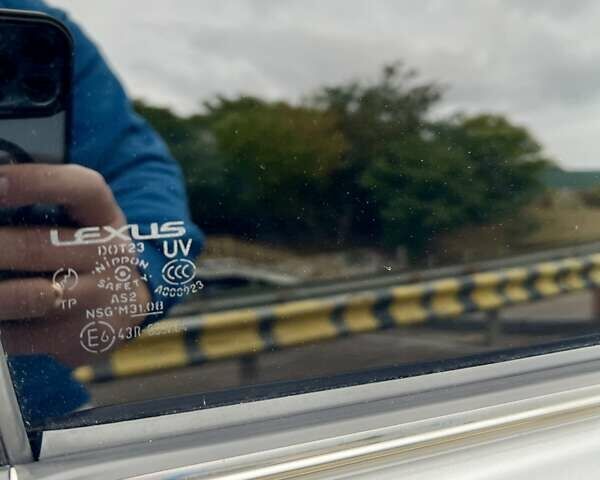 Сірий Лексус ІС, об'ємом двигуна 2.5 л та пробігом 146 тис. км за 10900 $, фото 20 на Automoto.ua