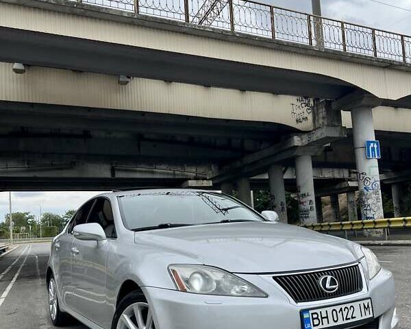 Сірий Лексус ІС, об'ємом двигуна 2.5 л та пробігом 146 тис. км за 10900 $, фото 1 на Automoto.ua