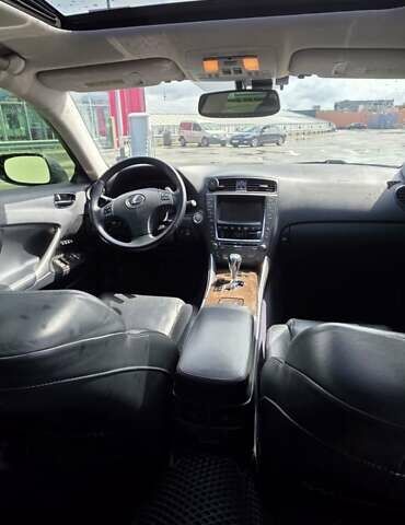 Сірий Лексус ІС, об'ємом двигуна 2.5 л та пробігом 150 тис. км за 13500 $, фото 16 на Automoto.ua