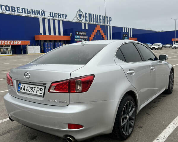 Сірий Лексус ІС, об'ємом двигуна 2.5 л та пробігом 192 тис. км за 11999 $, фото 4 на Automoto.ua