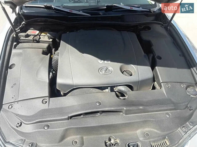 Сірий Лексус ІС, об'ємом двигуна 2.5 л та пробігом 132 тис. км за 19500 $, фото 12 на Automoto.ua