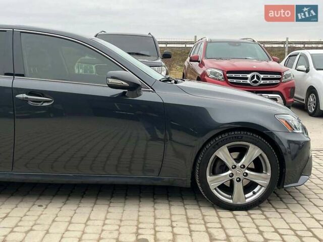 Серый Лексус ИС, объемом двигателя 2.5 л и пробегом 238 тыс. км за 11690 $, фото 4 на Automoto.ua