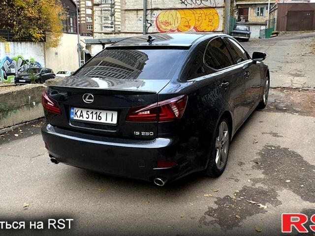 Серый Лексус ИС, объемом двигателя 2.5 л и пробегом 214 тыс. км за 10000 $, фото 1 на Automoto.ua