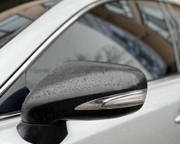 Серый Лексус ИС, объемом двигателя 2.5 л и пробегом 198 тыс. км за 11500 $, фото 12 на Automoto.ua