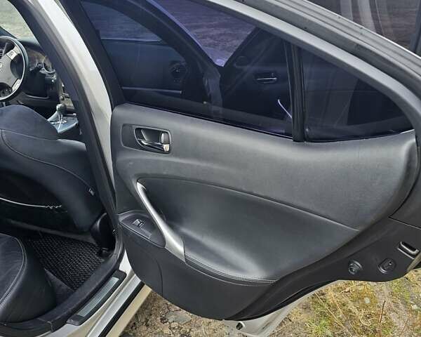 Лексус ИС 2011 в Камень-Каширский на Automoto.ua Серый Лексус ИС, объемом двигателя 2.5 л и пробегом 160 тыс. км за 13499 $, фото 13 на Automoto.ua