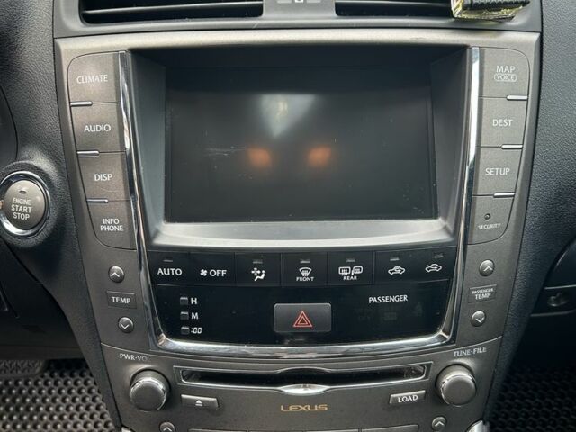 Сірий Лексус ІС, об'ємом двигуна 2.5 л та пробігом 197 тис. км за 13999 $, фото 17 на Automoto.ua