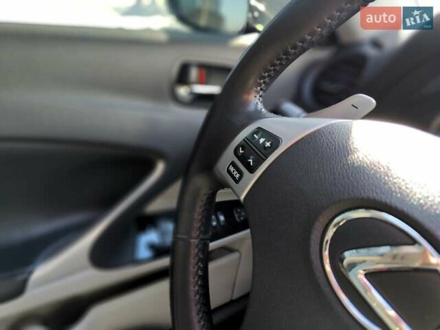 Серый Лексус ИС, объемом двигателя 2.5 л и пробегом 216 тыс. км за 9990 $, фото 53 на Automoto.ua