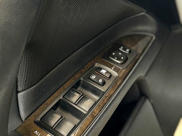 Серый Лексус ИС, объемом двигателя 2.5 л и пробегом 120 тыс. км за 15000 $, фото 12 на Automoto.ua