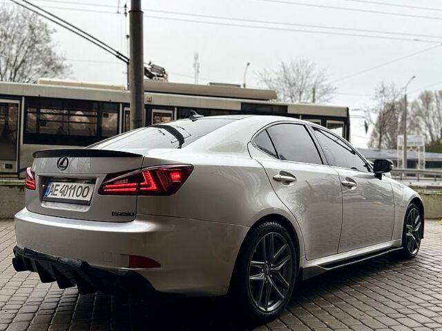 Серый Лексус ИС, объемом двигателя 2.5 л и пробегом 120 тыс. км за 15000 $, фото 5 на Automoto.ua