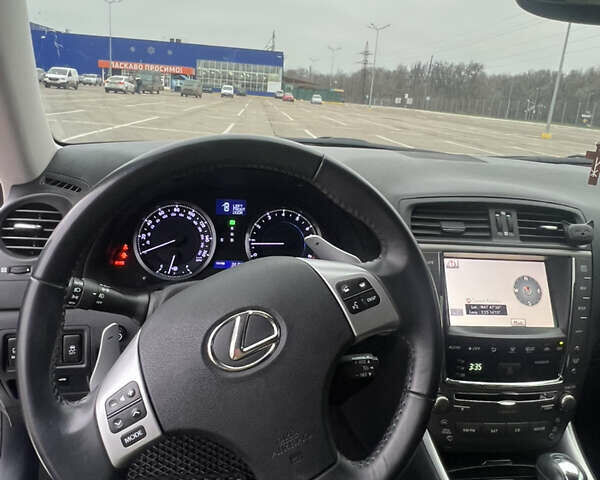 Сірий Лексус ІС, об'ємом двигуна 2.5 л та пробігом 192 тис. км за 11999 $, фото 9 на Automoto.ua